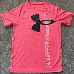 Like new youth Underarmour t-shirt